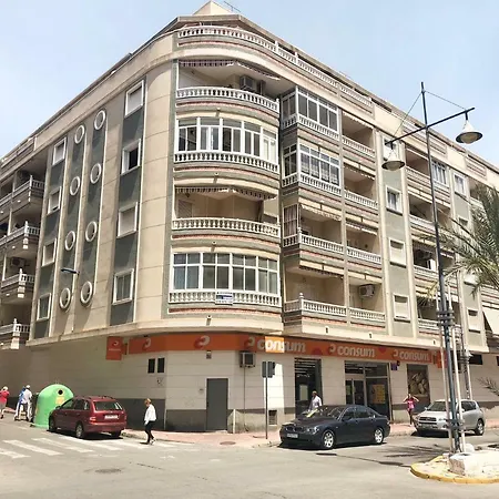 På 23 M² I Med 1 Og 1 Private Badeværelser * Torrevieja